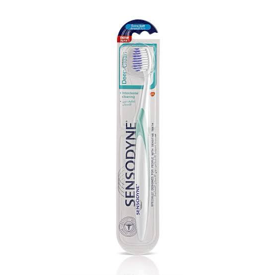 SENSODYNE DEEP CLEAN TOOTH BRUSH